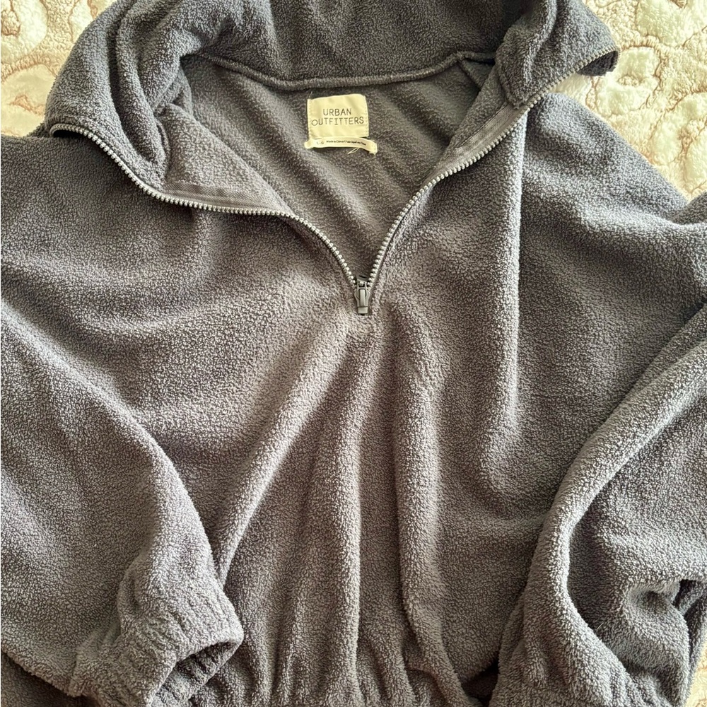 Urban Outfitters Cropped Sweatshirt